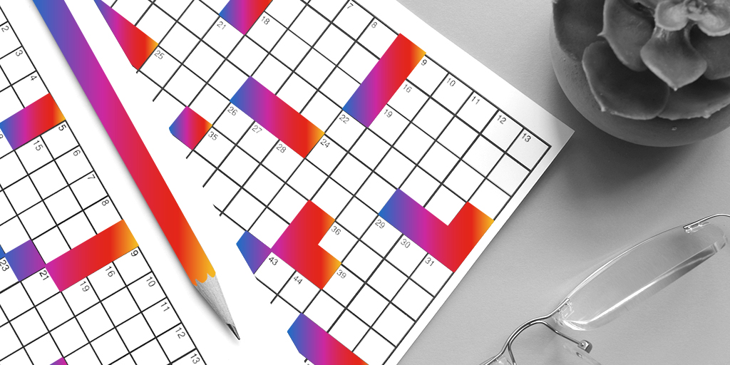 crucigramas con casillas de colores y un lápiz de color